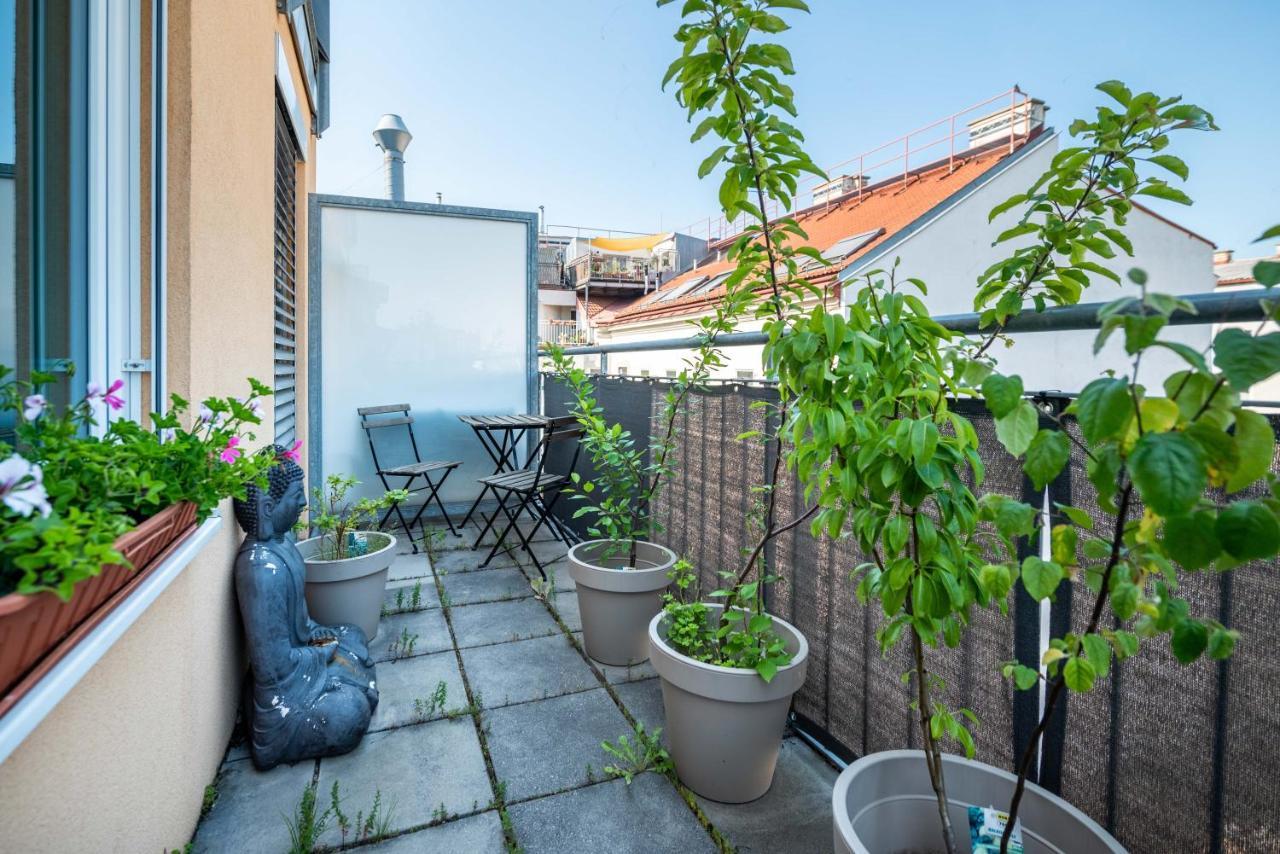 Room 4 Art Apartments Nr.4 In Vienna Center Экстерьер фото